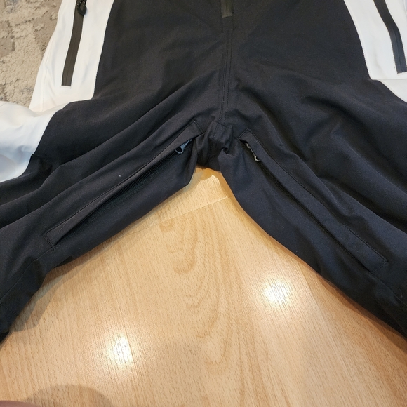 NWOT RAWRWAR One Piece snowsuit black white womens size small (no belt) - Picture 8 of 16